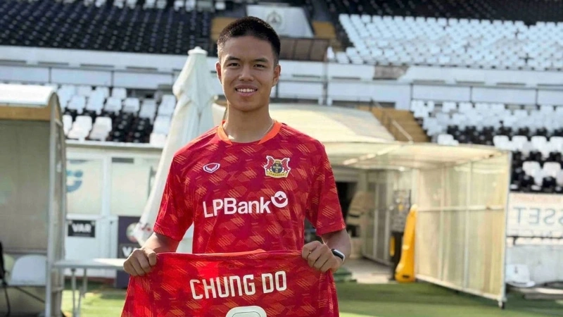 CLB Ninh Bình chi hơn 12 tỷ đồng đón tiền vệ người Việt